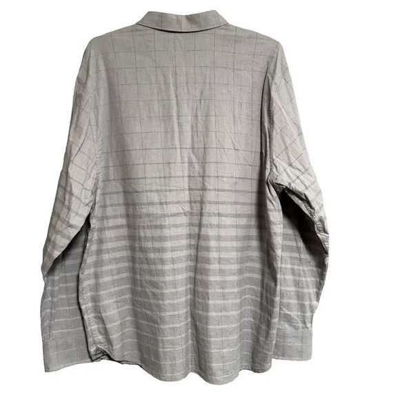 TOMMY BAHAMA Long Sleeve Button Front Shirt in Raincloud Ombre Stripe Size Large - Picture 2 of 6